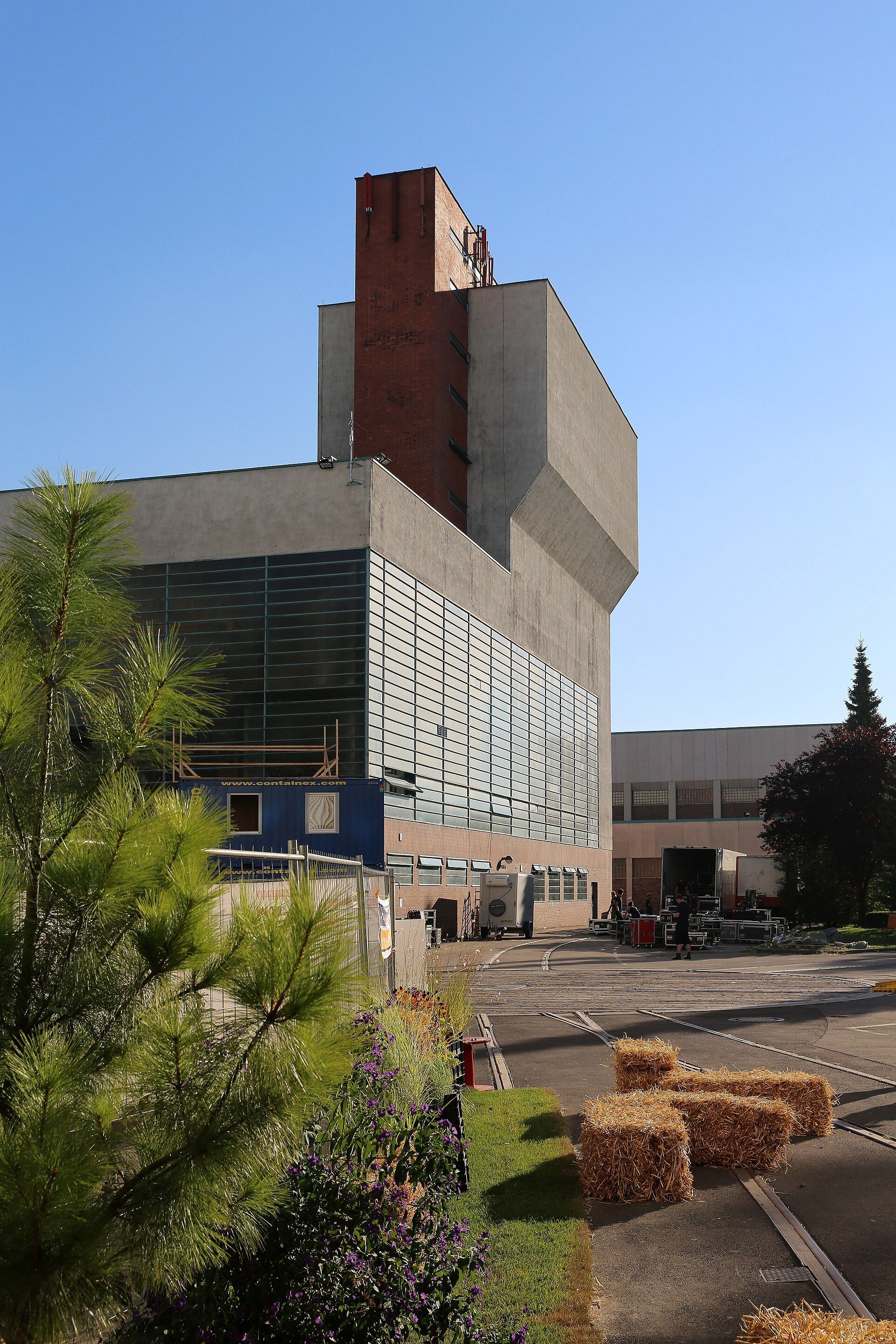 Prior-edition Ars Electronica activity outside Tabakfabrik Linz