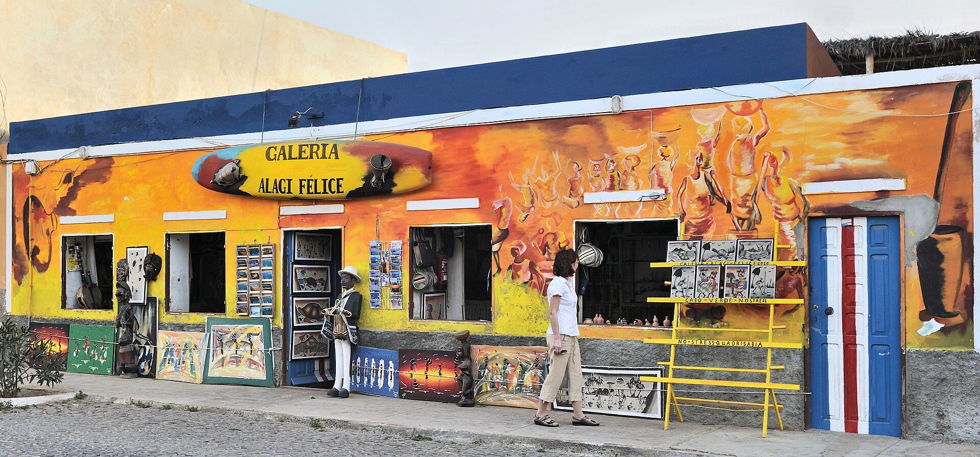 Colorful painted art shop in Santa Maria on Sal