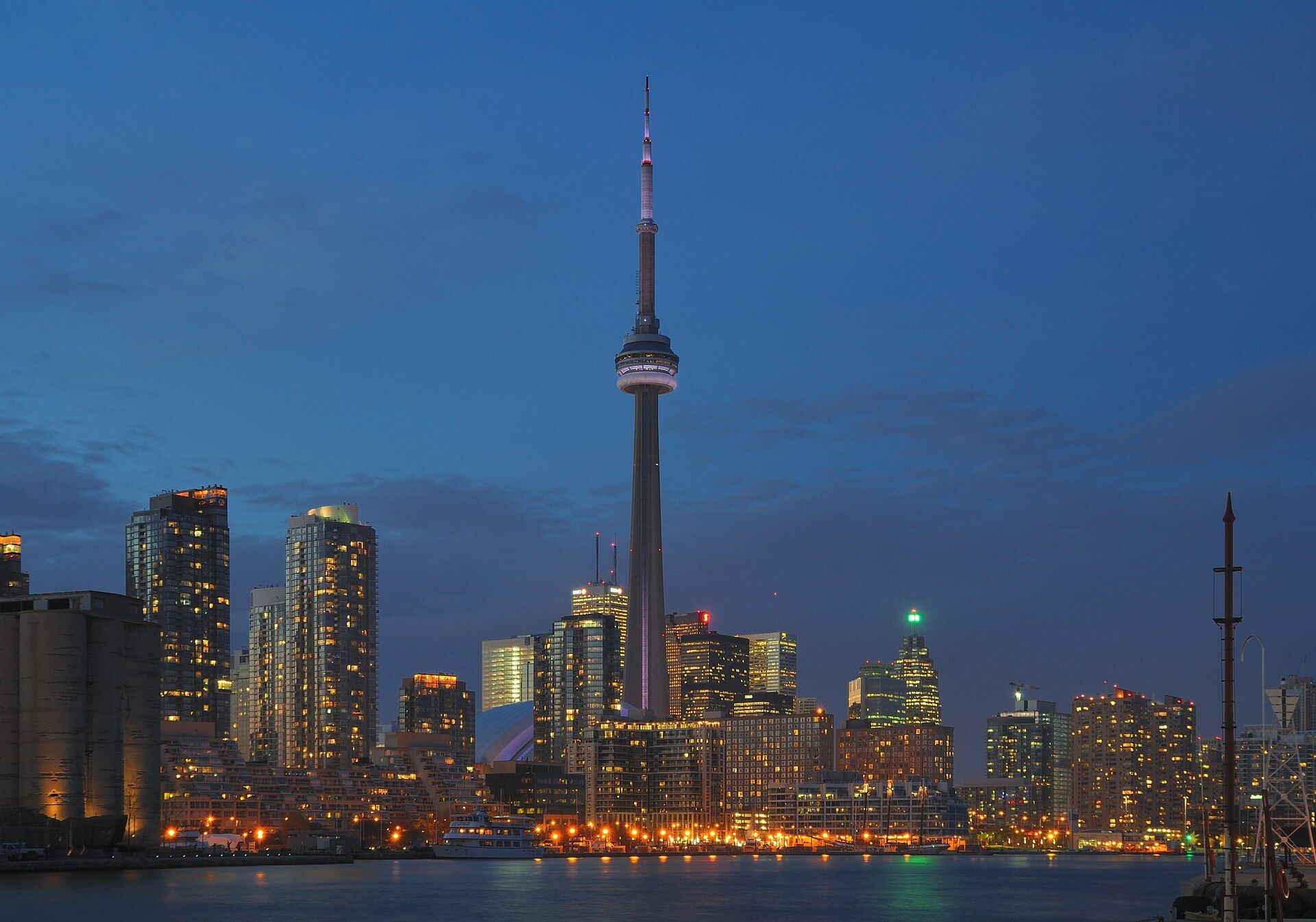 Authentic Toronto city and waterfront context
