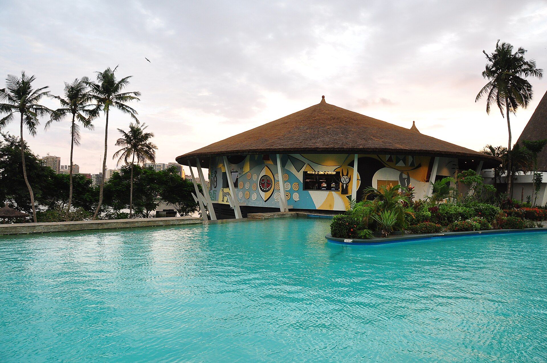 Authentic Cocody and Hôtel Ivoire context