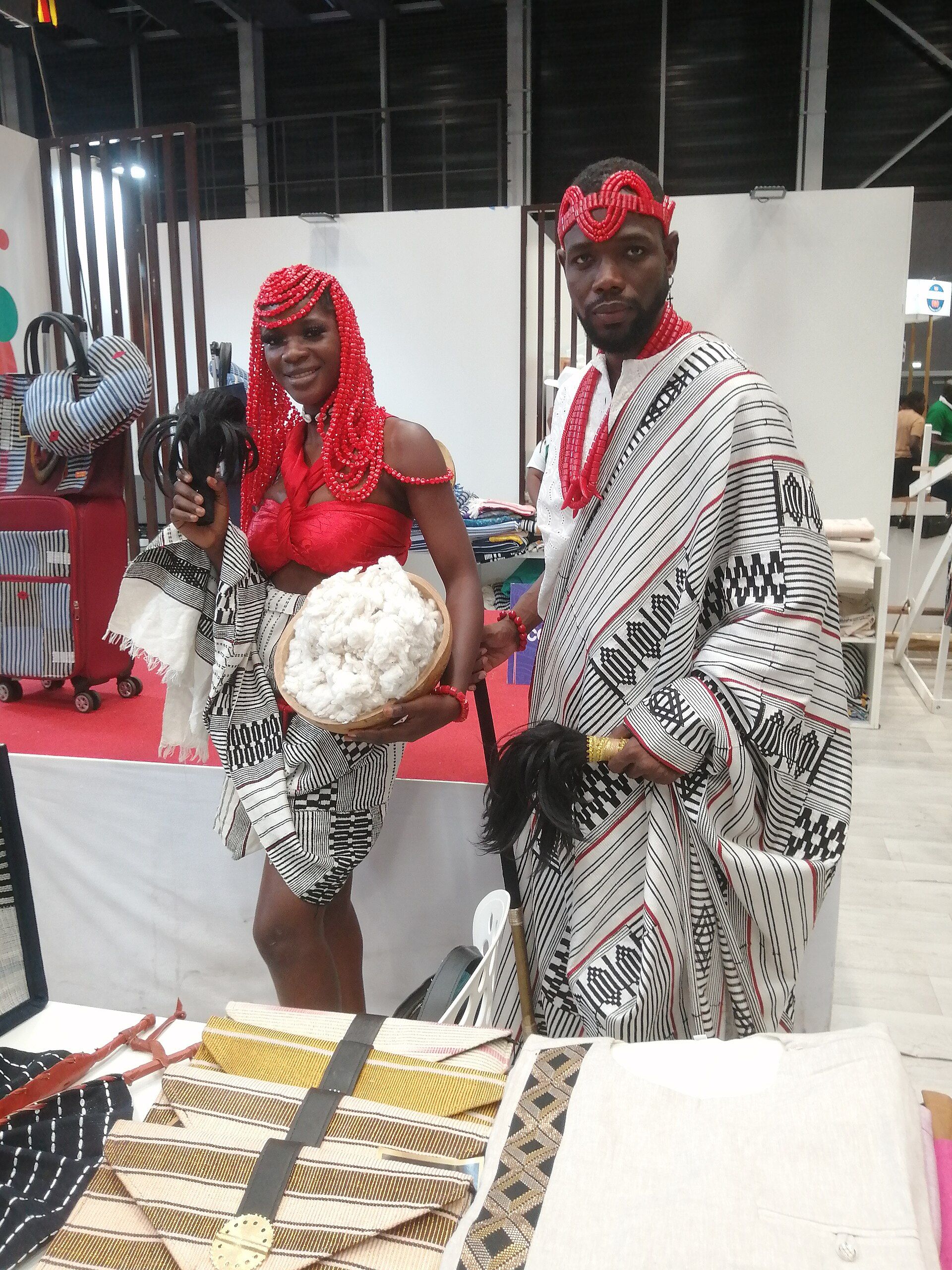 Authentic Abidjan exhibition and trade context