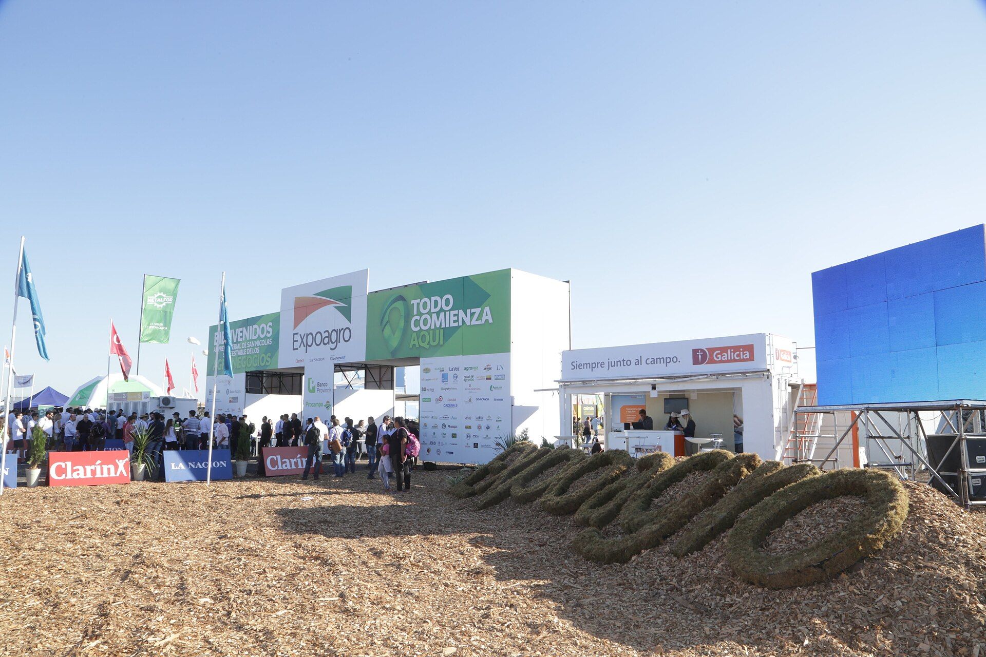 A broad view across Expoagro’s outdoor exhibition grounds