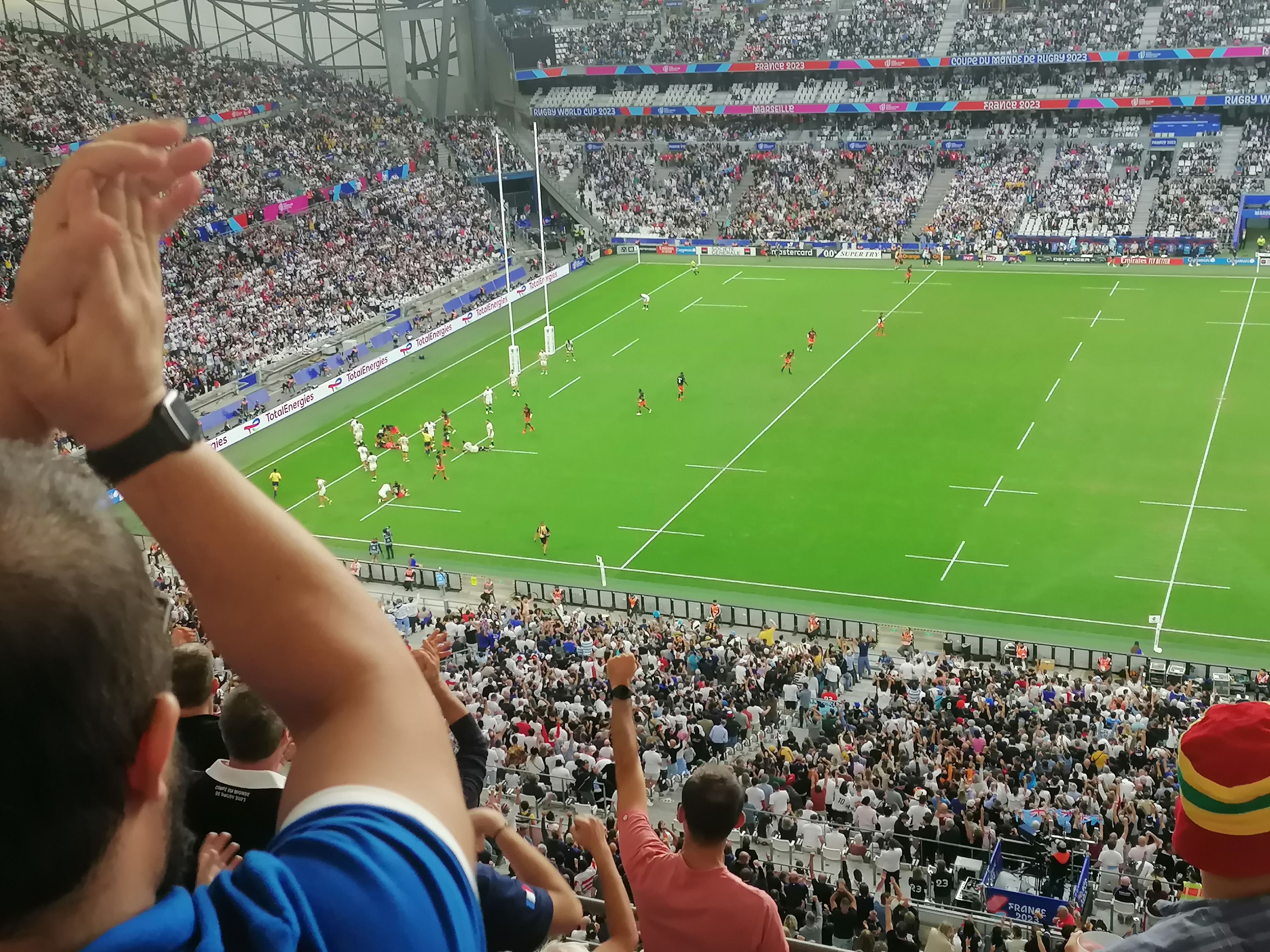Historical context: match action from the 2023 Rugby World Cup quarter-final between England and Fiji; not the 2027 tournament.