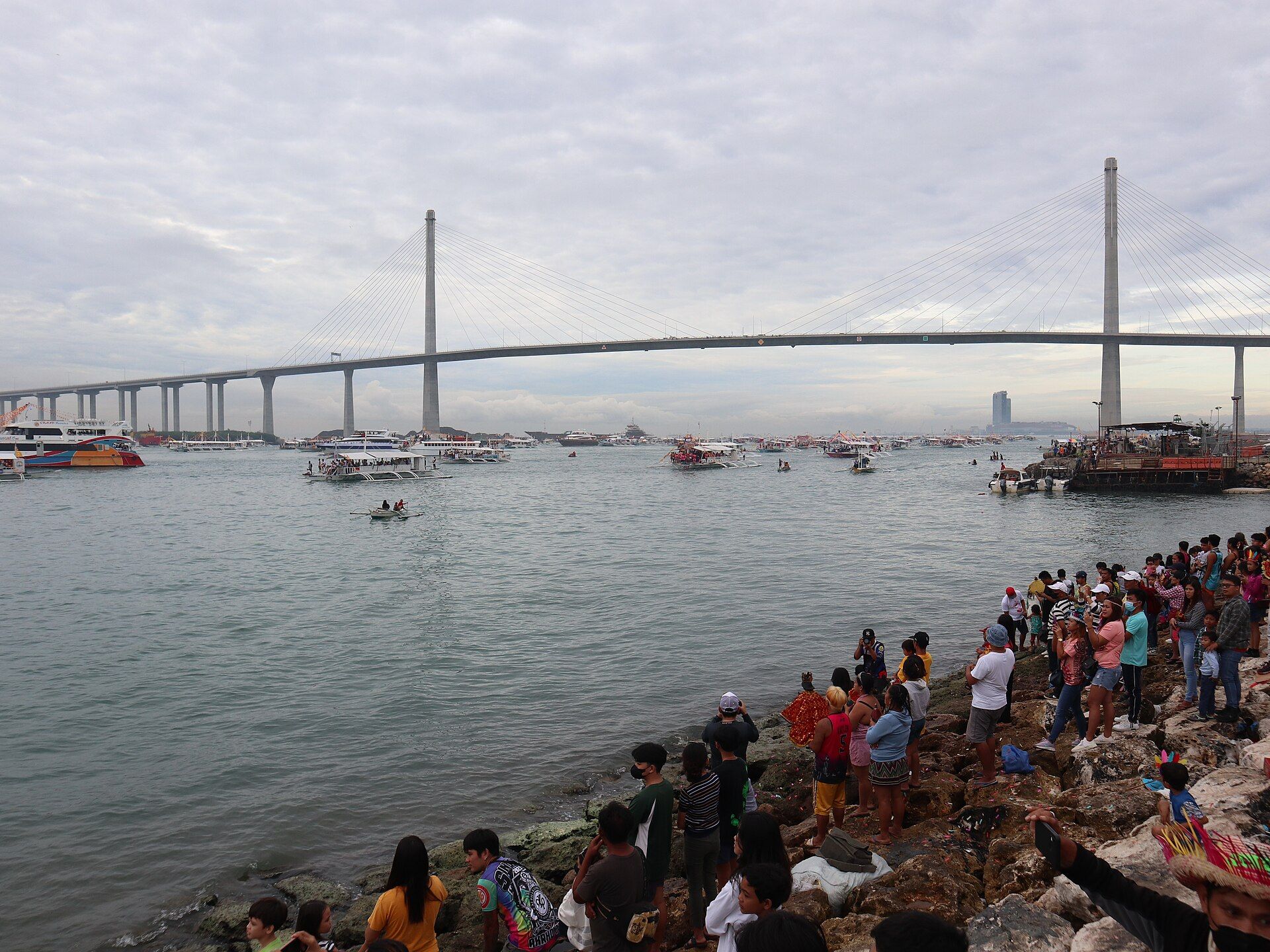 The Sinulog fluvial procession passing Cebu City